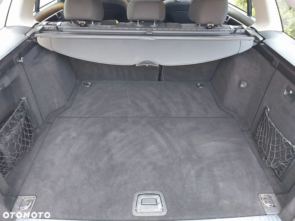 Mercedes-Benz Klasa C 180 BlueEFFICIENCY - 12