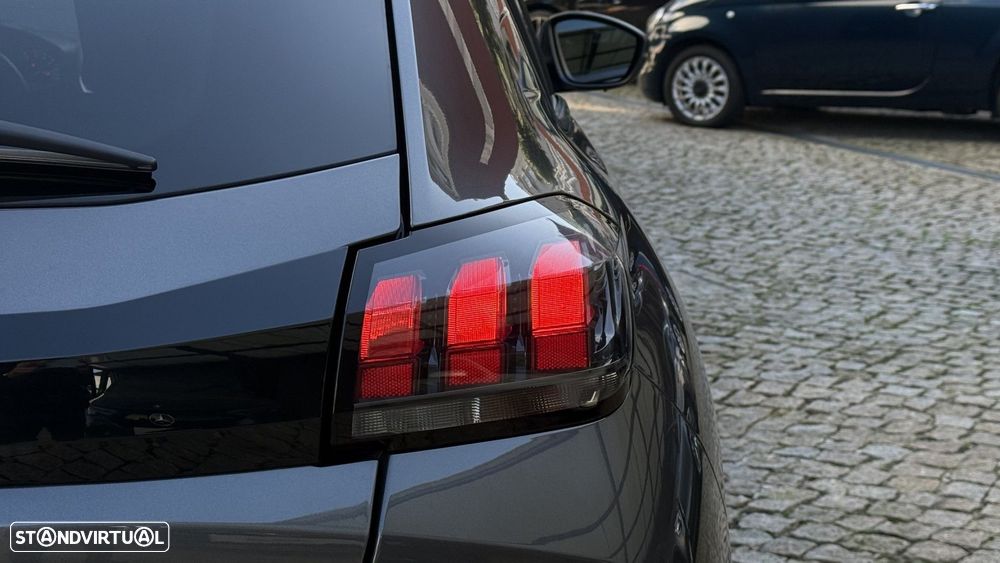 Peugeot 208 1.2 PureTech Active Pack - 16