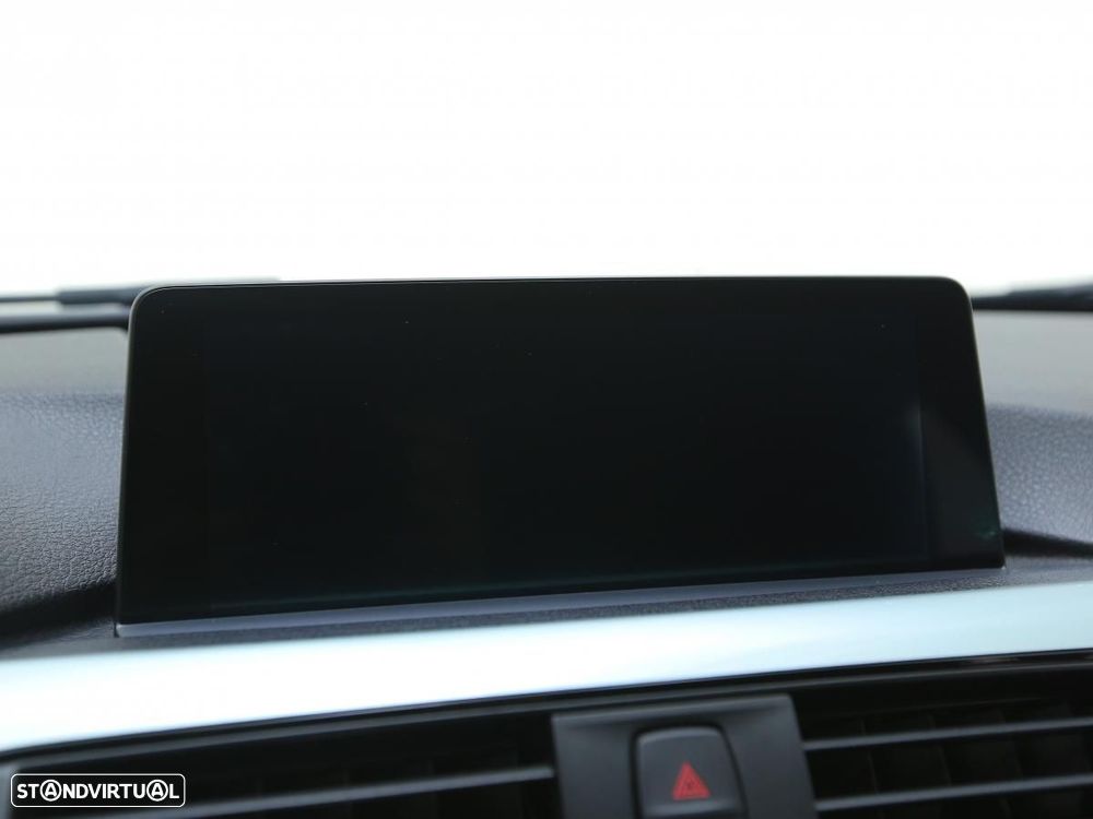 BMW 320 - 21