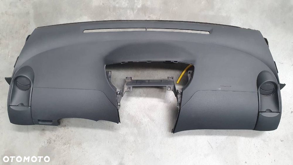 DESKA KOKPIT KONSOLA AIRBAG TOYOTA YARIS II EUROPA 2006 - 1
