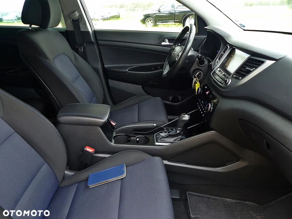 Hyundai Tucson blue 1.7 CRDi 2WD DCT Style - 26