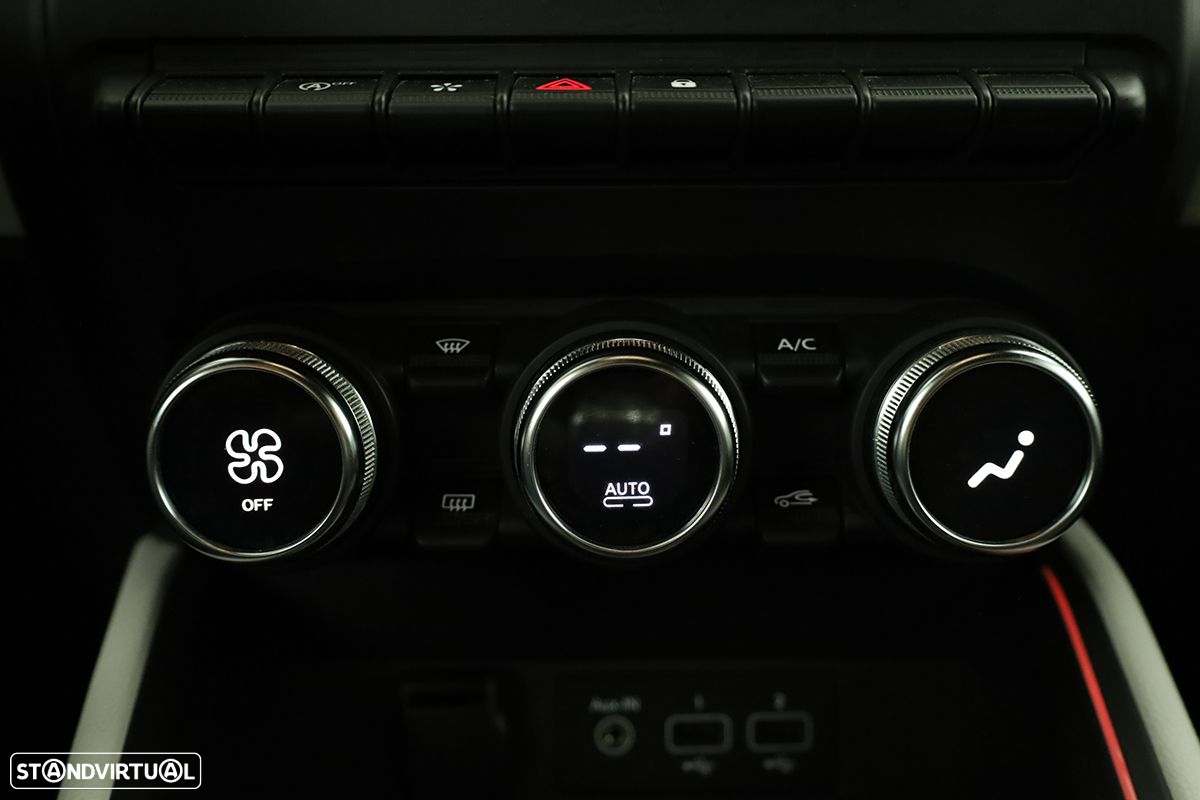 Renault Clio 1.0 TCe Techno Bi-Fuel - 13
