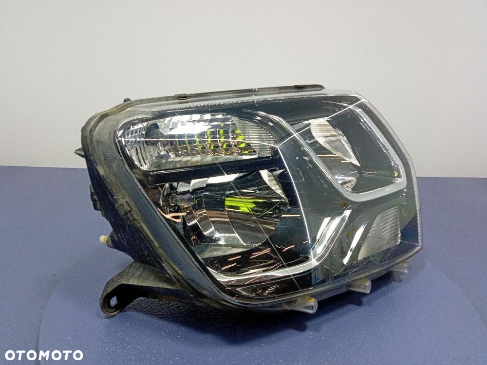 DACIA DUSTER I LIFT 13- REFLEKTOR PRAWY LAMPA PRZÓD 260100156R - 2