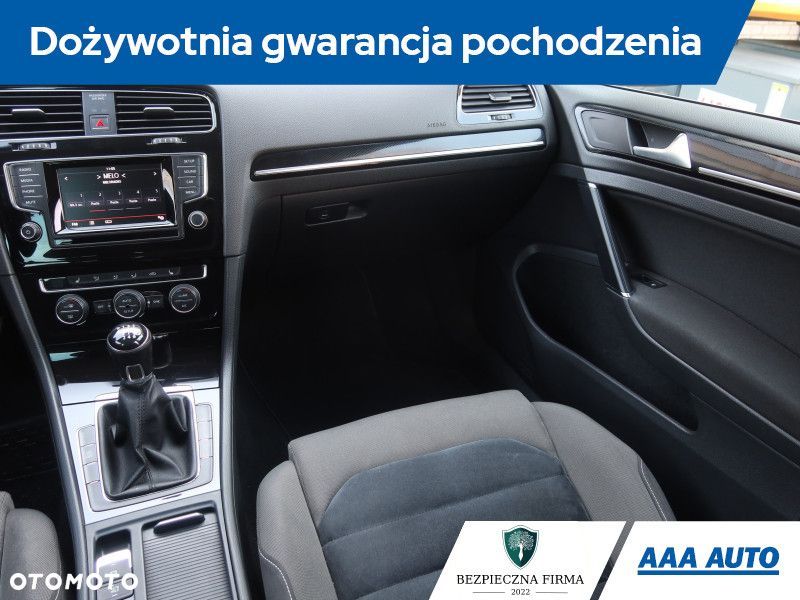 Volkswagen Golf Variant - 9