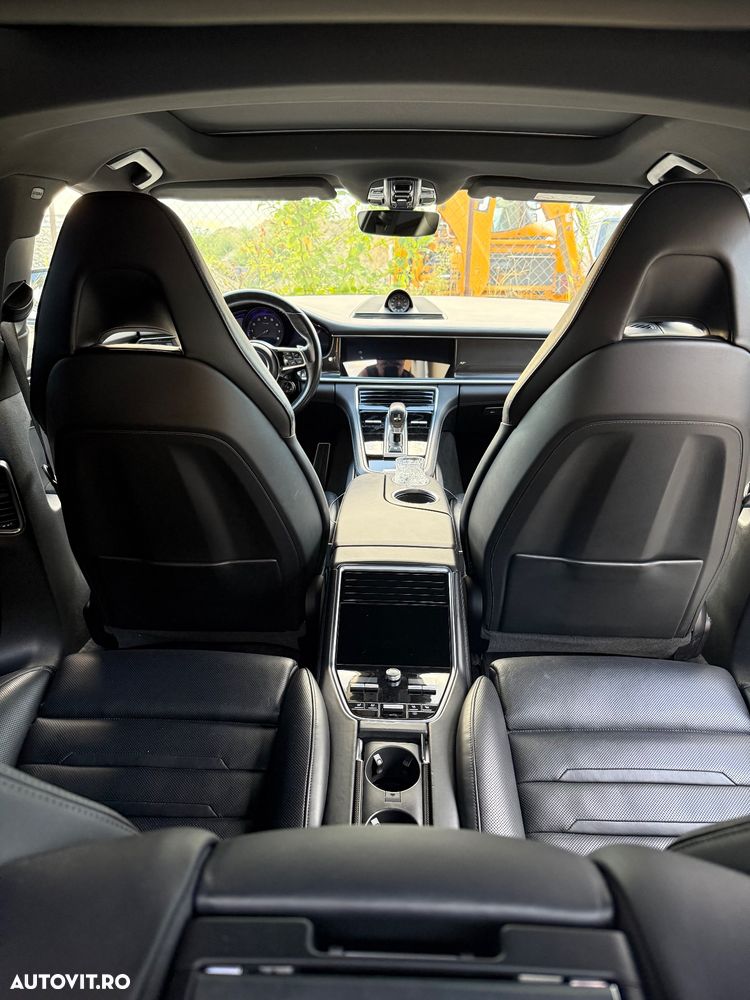 Porsche Panamera 4S - 8