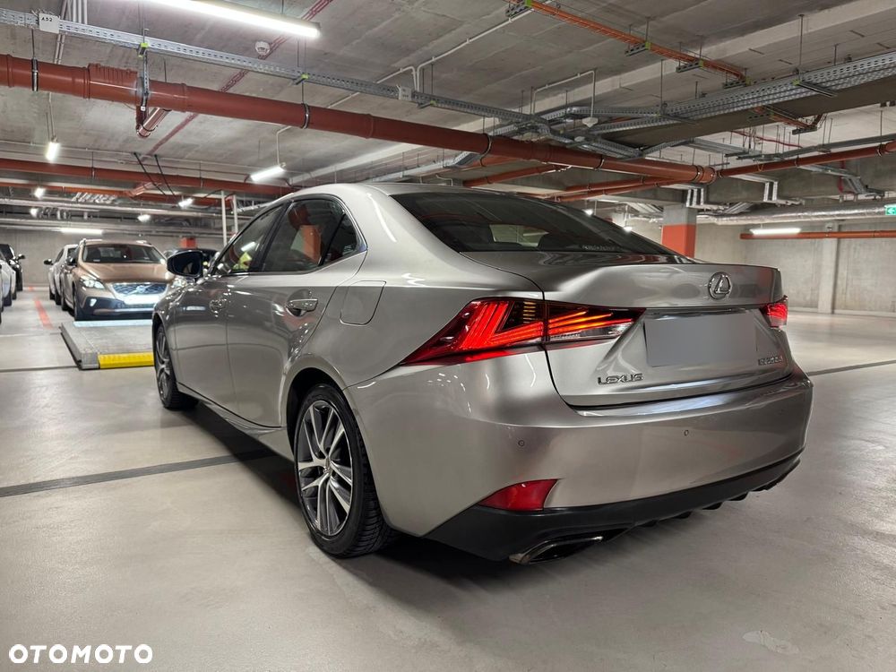Lexus IS 200t Elegance - 6