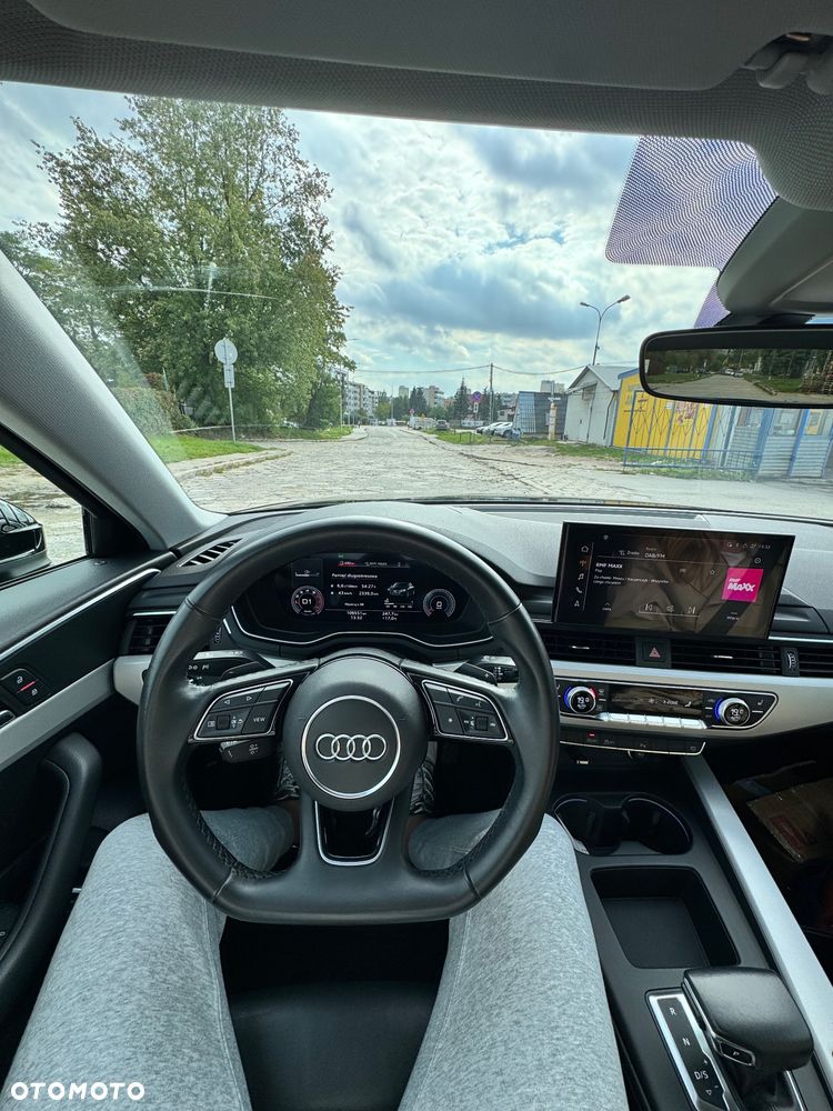 Audi A4 Limousine - 22
