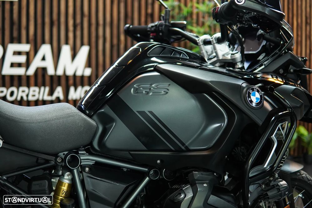 BMW R 1250 GS Adventure TRIPLE BLACK 4 Packs - 16