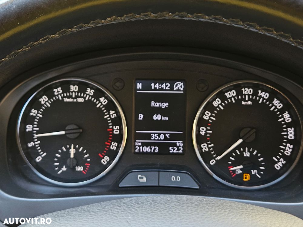 Skoda RAPID 1.6 TDI Elegance - 7