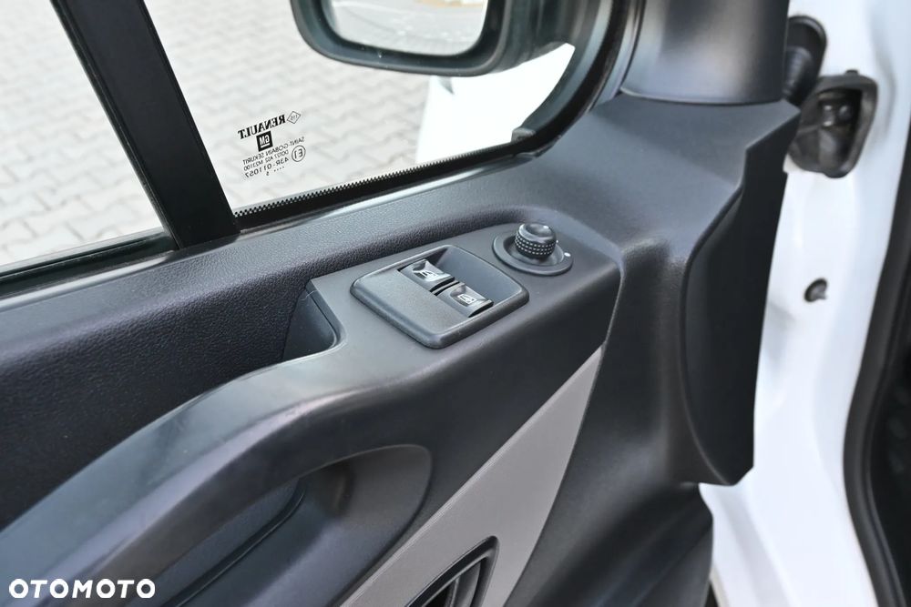 Renault Trafic - 9