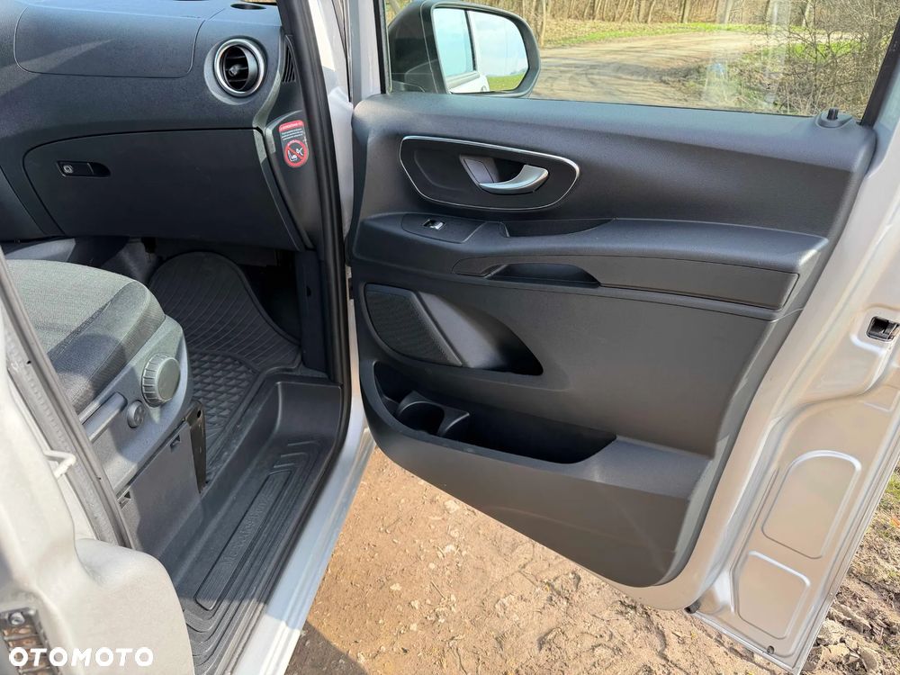 Mercedes-Benz Vito CDI Tourer Pro 447.703 - 22