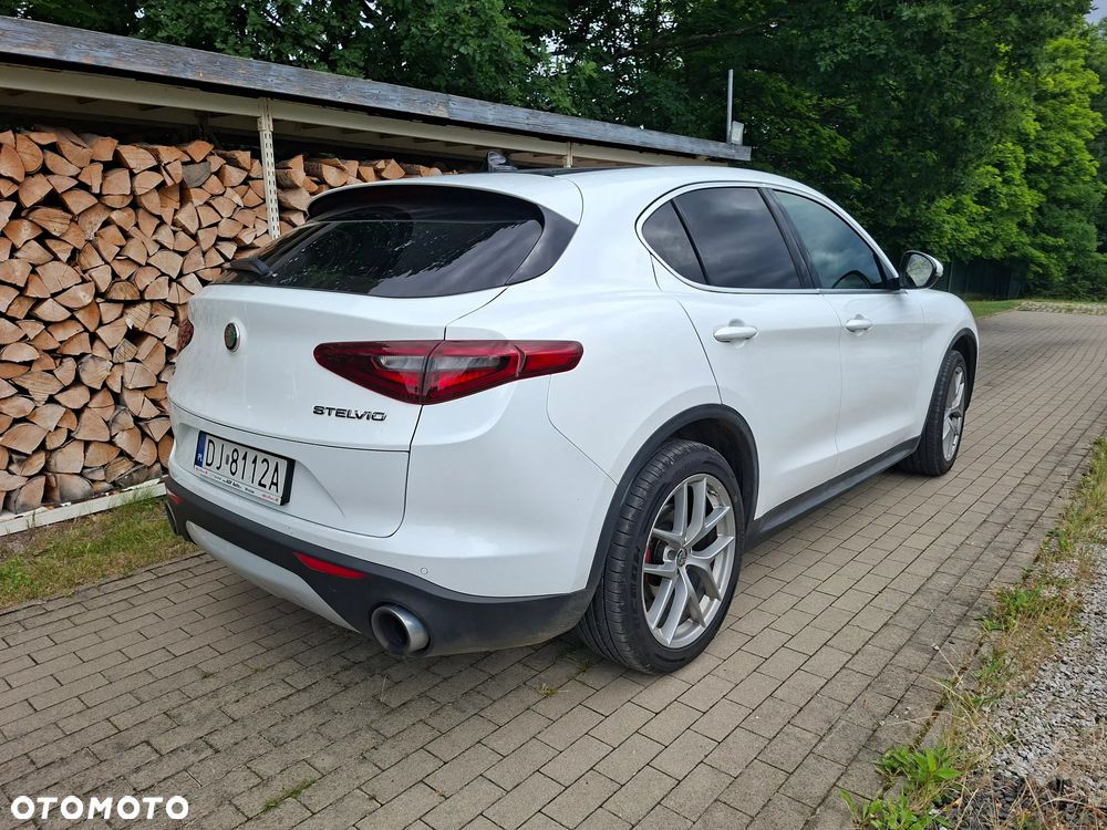 Alfa Romeo Stelvio 2.0 Turbo First Edition Q4 - 7