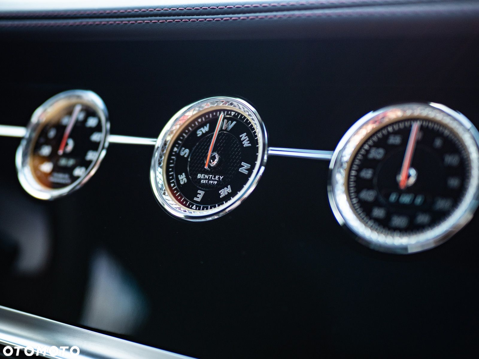 Bentley Flying Spur - 25