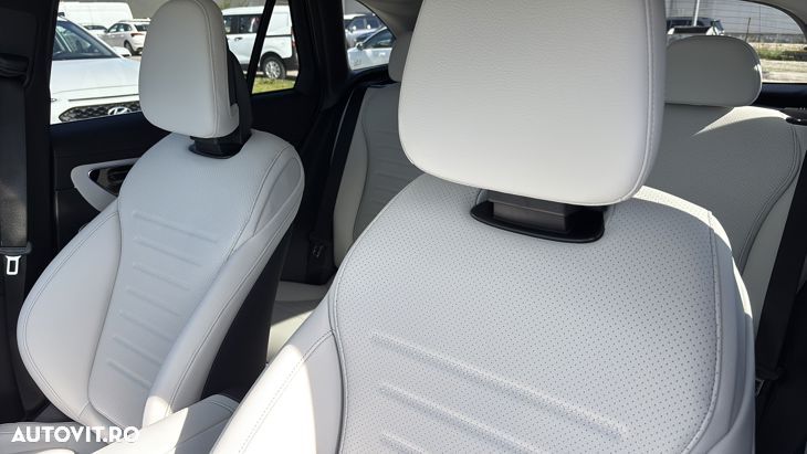 Mercedes-Benz GLC 300 e 4MATIC PHEV - 12