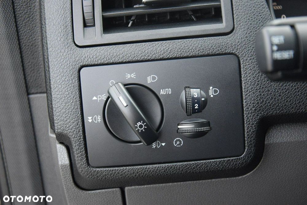 Ford Kuga 2.0 TDCi 4x4 Individual - 33