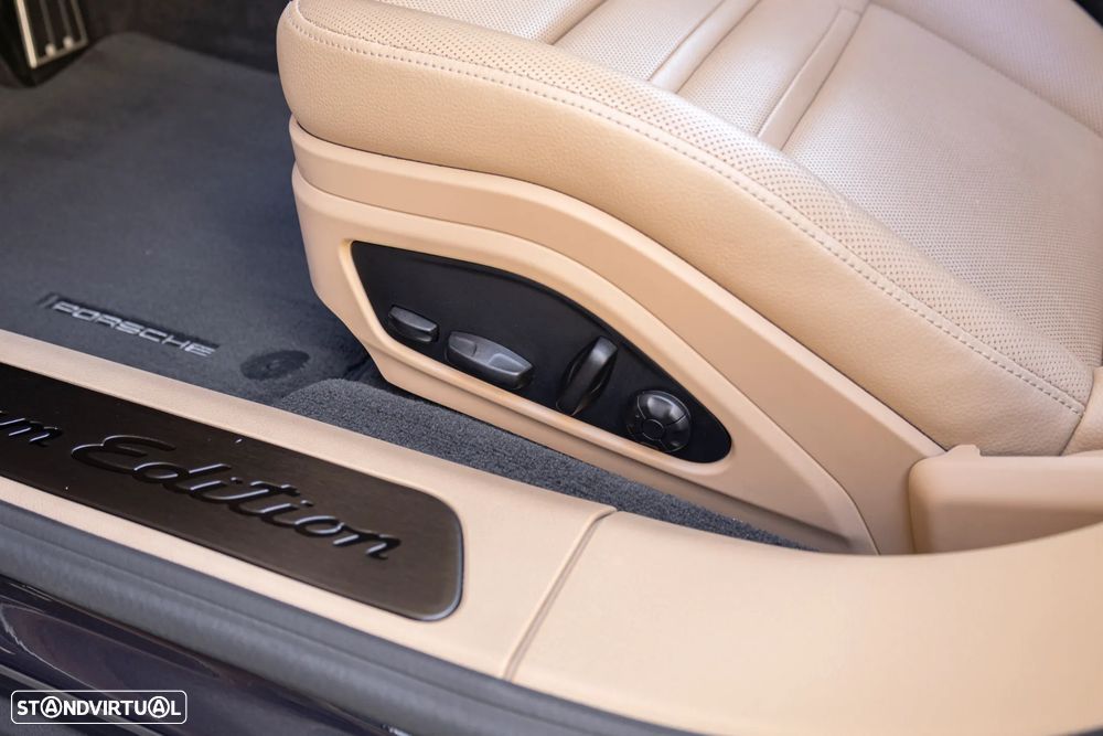 Porsche Panamera Sport Turismo 4 E-Hybrid Platinum Edition - 12