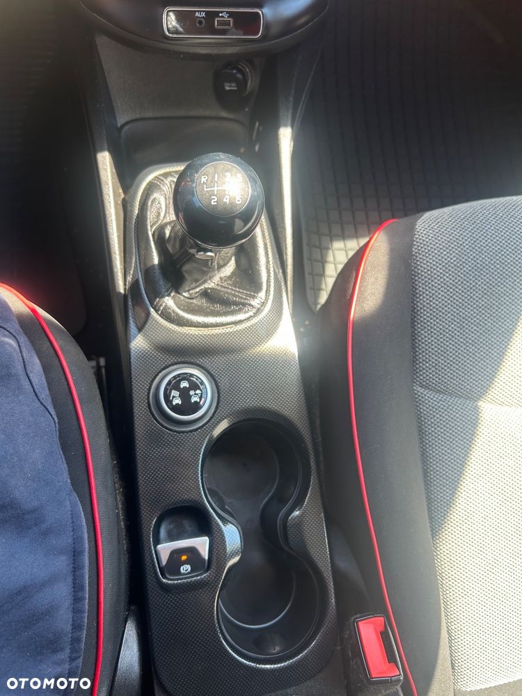 Fiat 500X 1.6 Multijet 4x2 S&S Cross Plus - 12