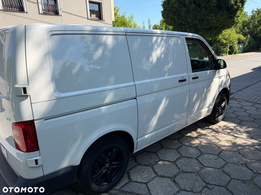 Volkswagen Transporter - 4