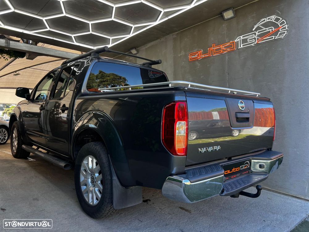 Nissan Navara 3.0 dCi V6 CD LE AT 4WD - 5