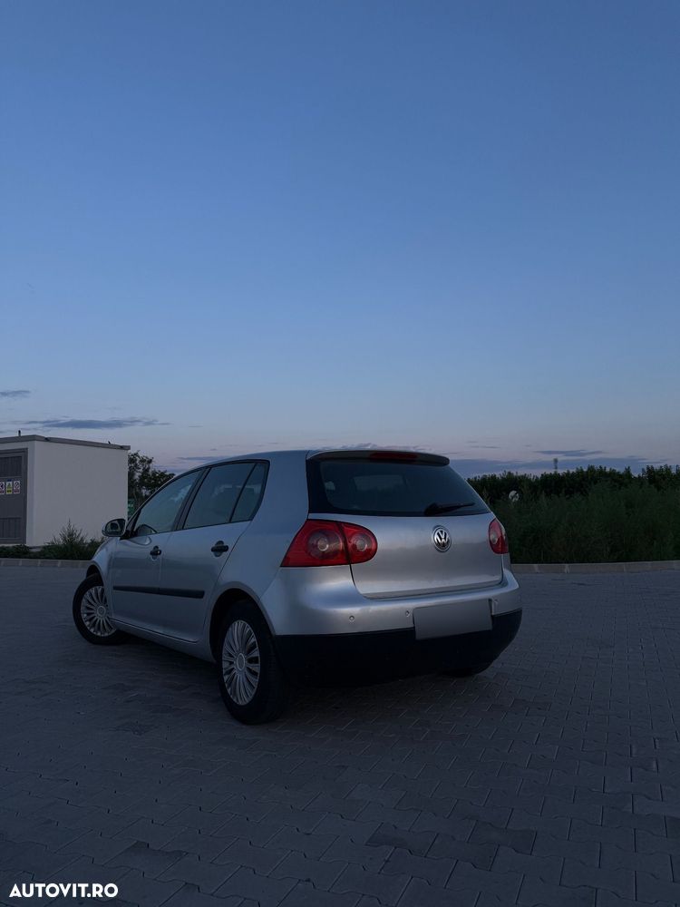 Volkswagen Golf 1.9 TDI Comfortline - 4