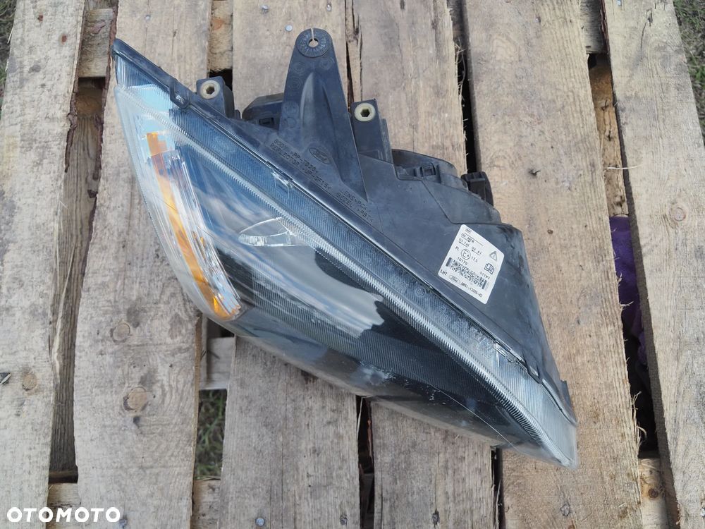 Lampa przód przednia Ford Focus Mk.2 4M51-13099-KD Anglik - 2