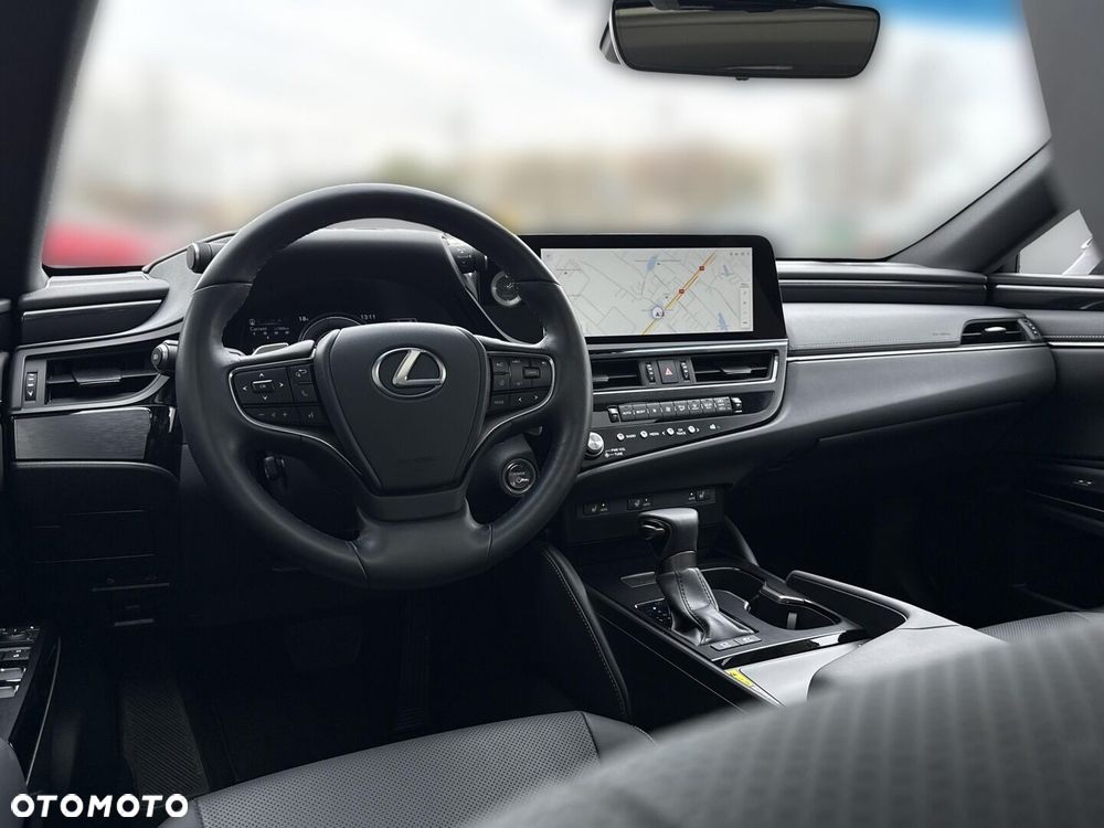 Lexus ES 300h Business Edition - 21