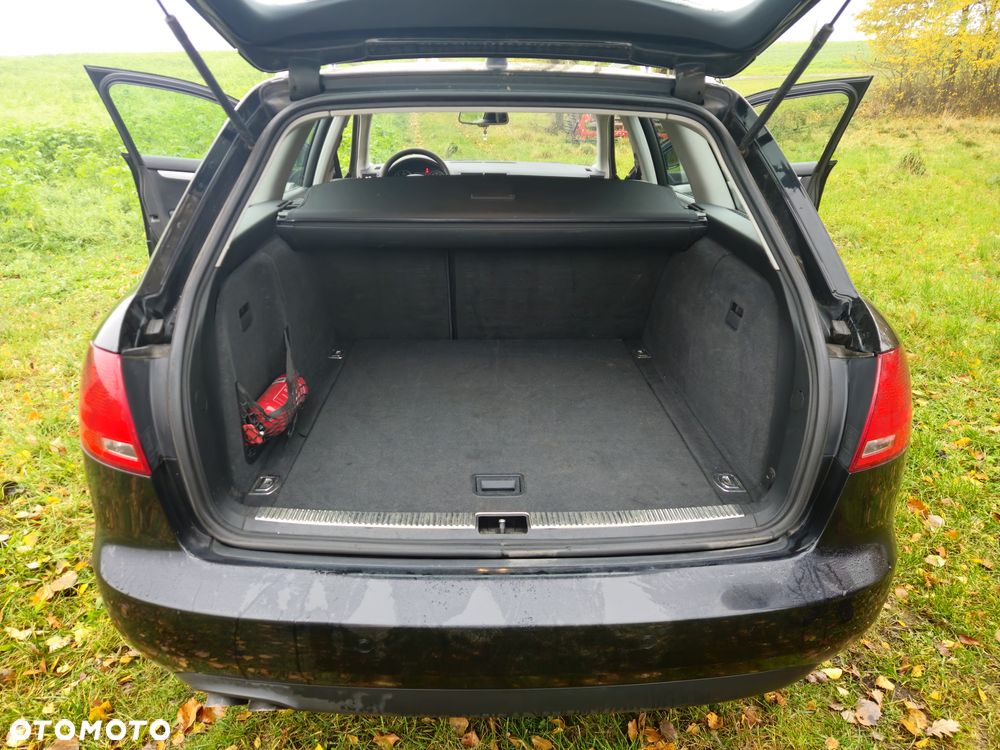 Audi A4 Avant - 10