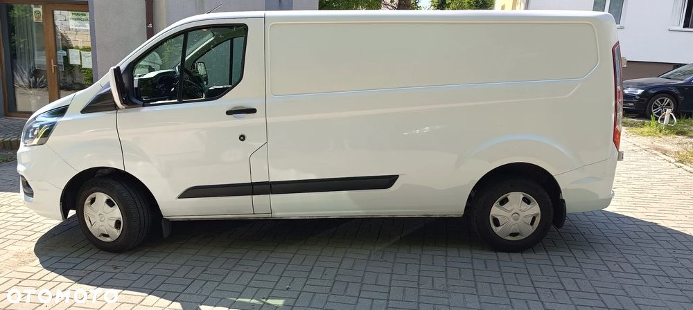 Ford Custom - 2
