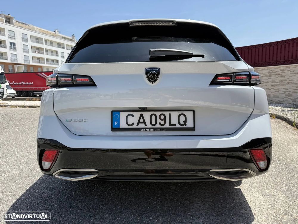 Peugeot e-308 54 kWh Allure - 14