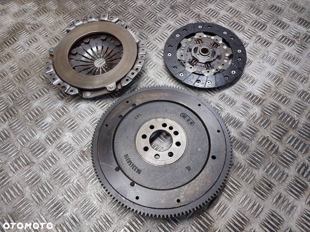 SPRZĘGŁO TARCZA + DOCISK KOŁO ZAMACHOWE TOYOTA COROLLA E11 1.9 D 9633450310 - 6