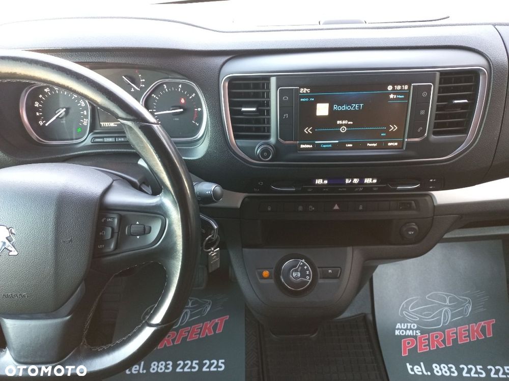 Peugeot Traveller - 24