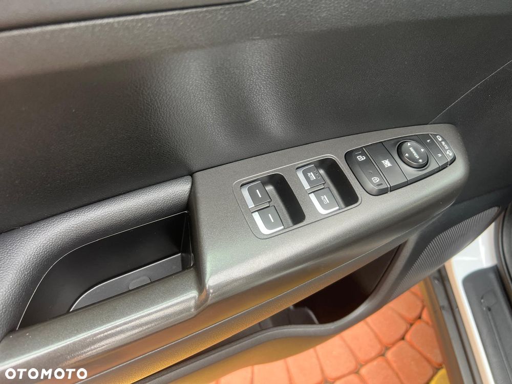 Kia Sportage 1.6 GDI L Business Line Plus 2WD - 23