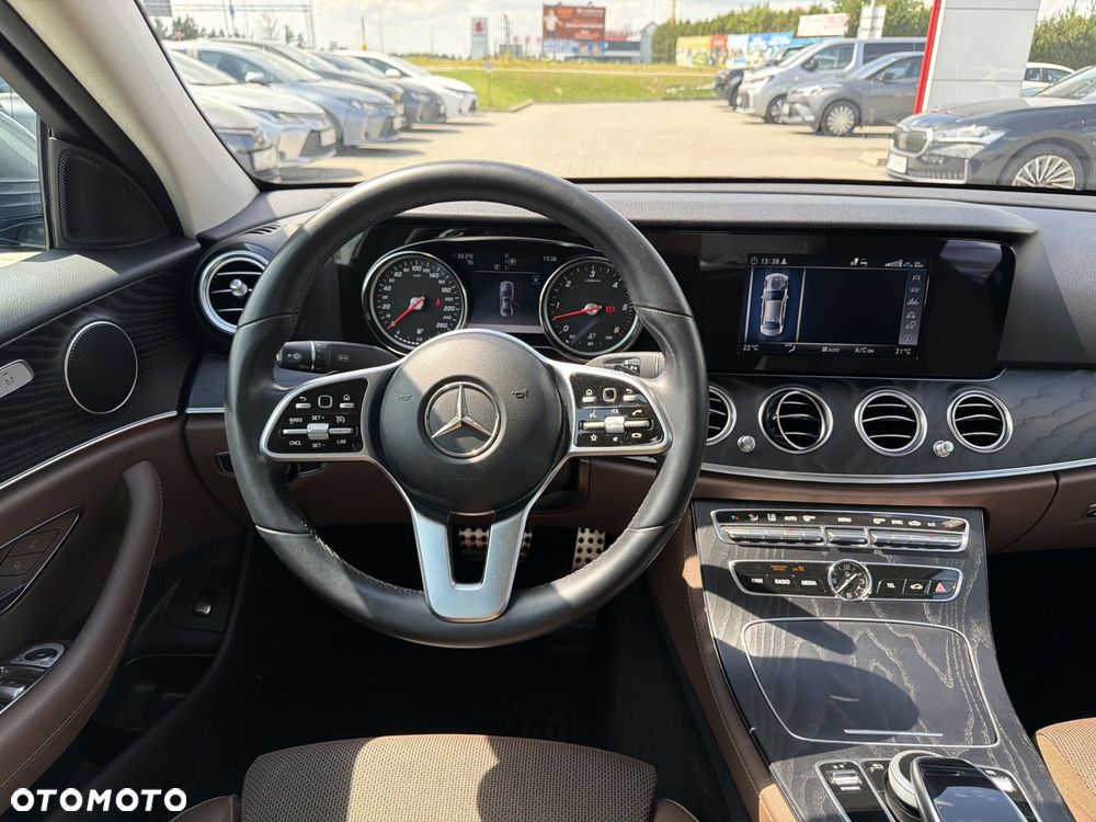 Mercedes-Benz Klasa E - 13