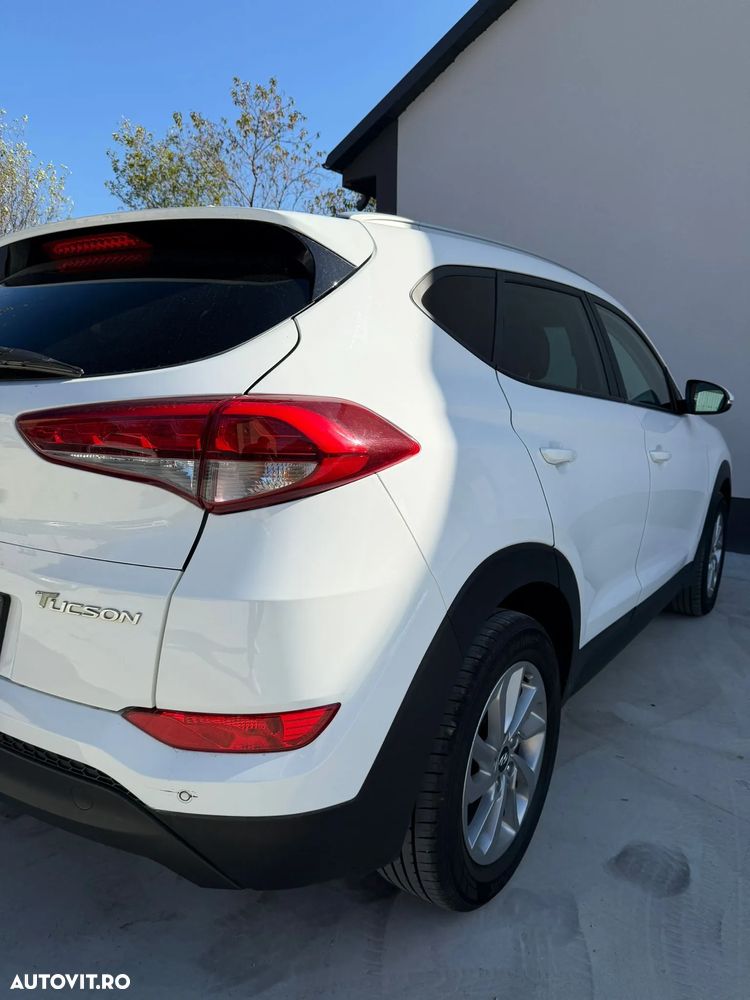 Hyundai Tucson blue 1.7 CRDi 2WD DCT Advantage - 9