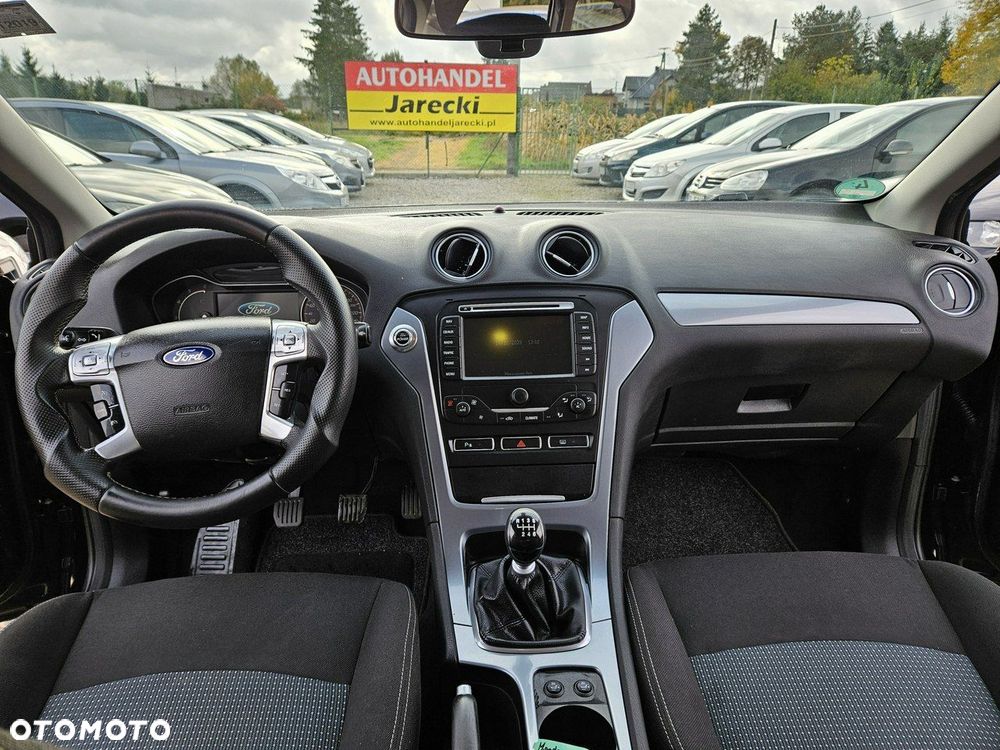 Ford Mondeo - 12