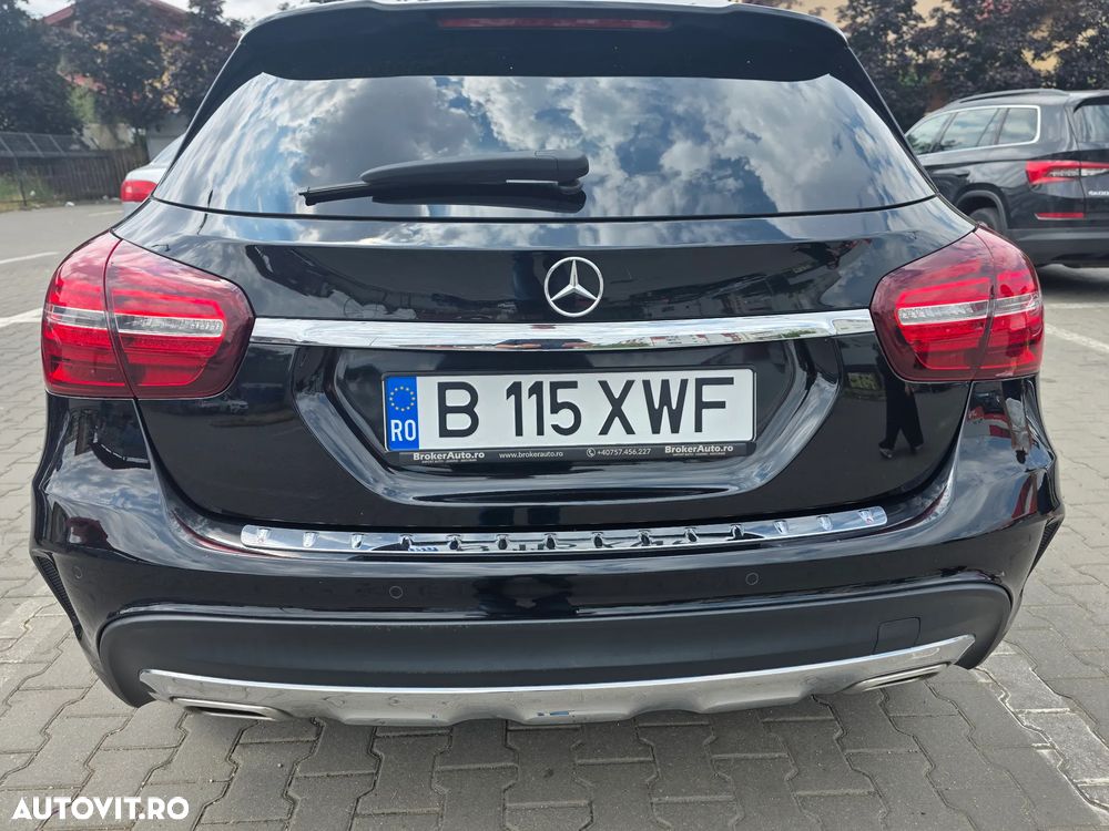 Mercedes-Benz GLA - 7