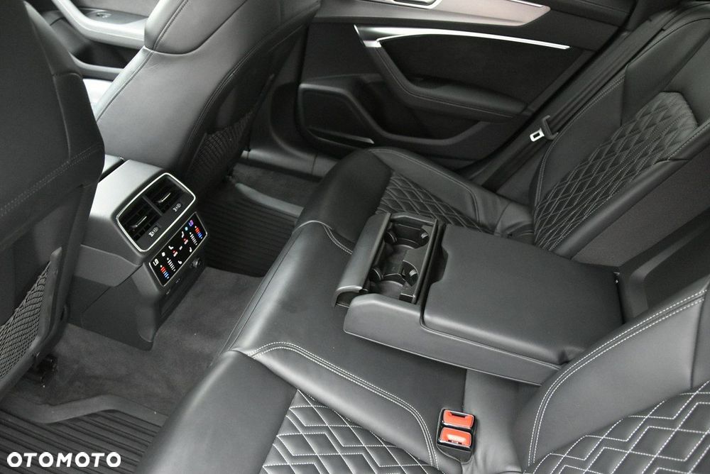 Audi A6 Avant - 17