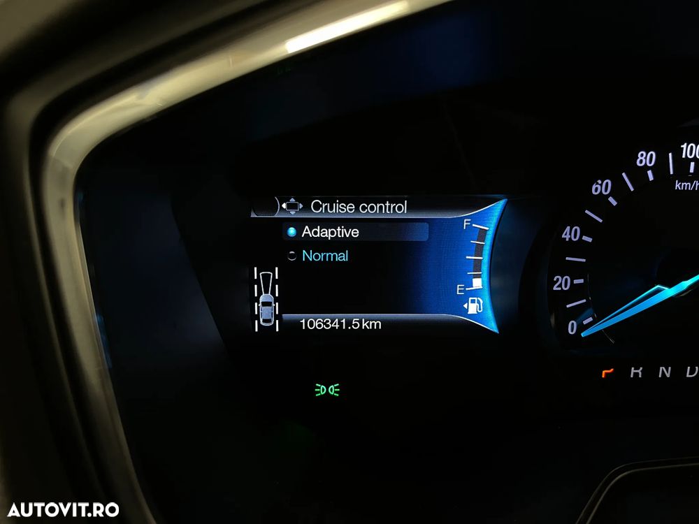 Ford Mondeo 2.0 HEV Titanium - 30