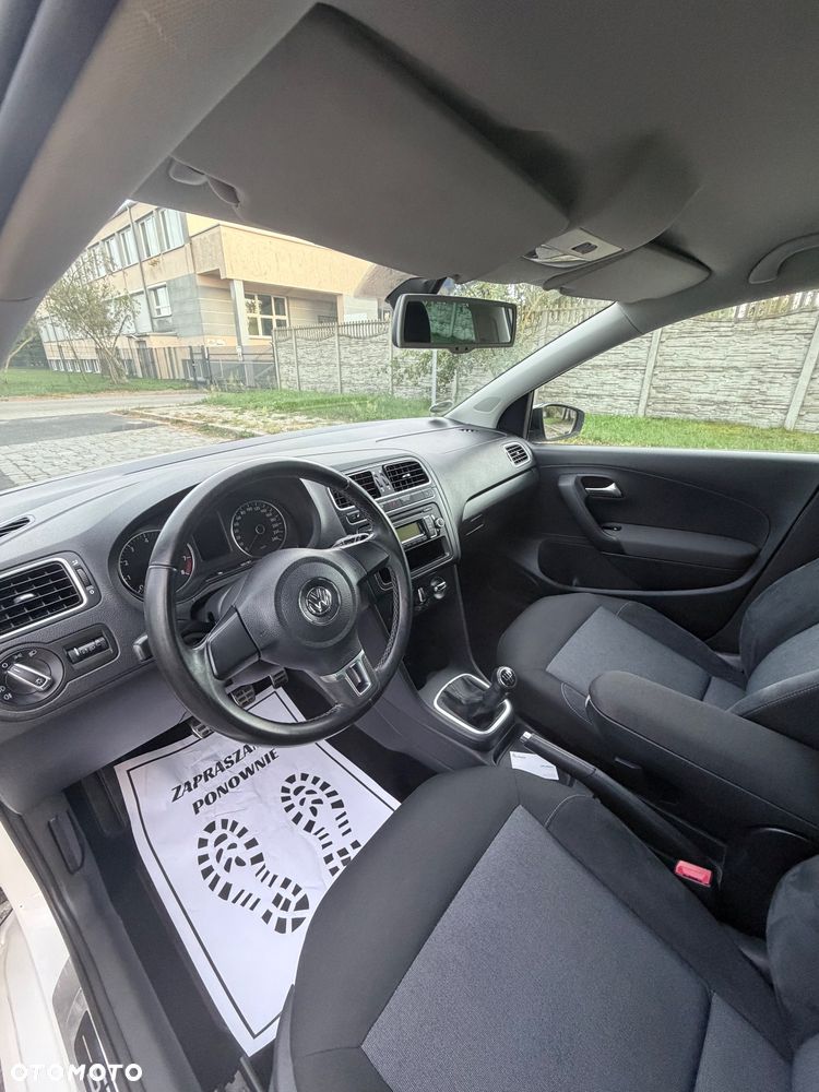 Volkswagen Polo - 13