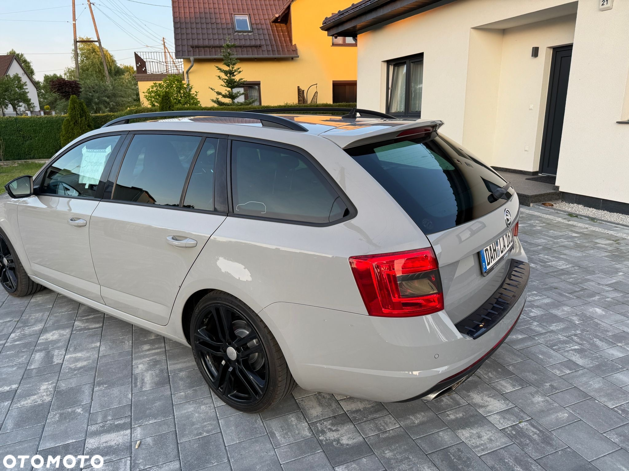 Skoda Octavia Combi 2.0 TSI (Green tec) RS - 7