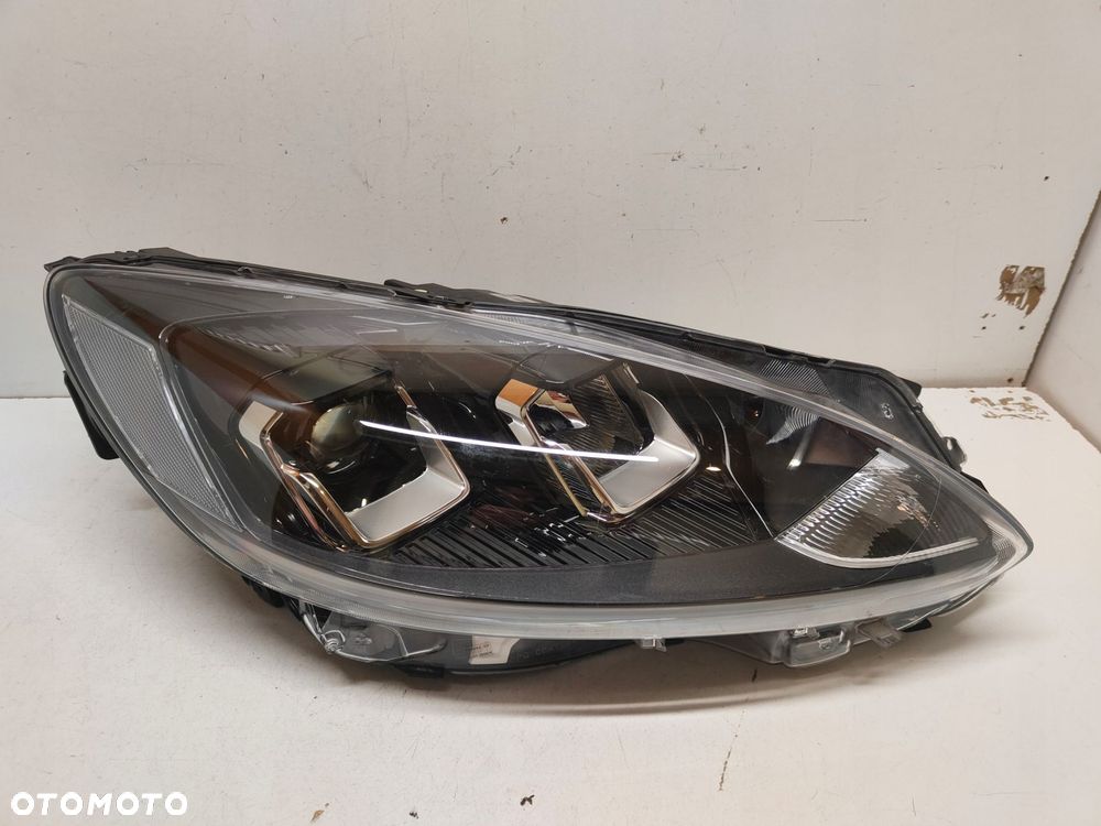 lampa ford kuga mk4 oe 90187826 (prawa) - 1