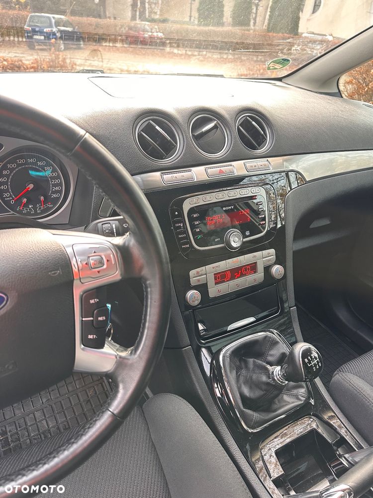 Ford S-Max 2.0 TDCi DPF Titanium - 27