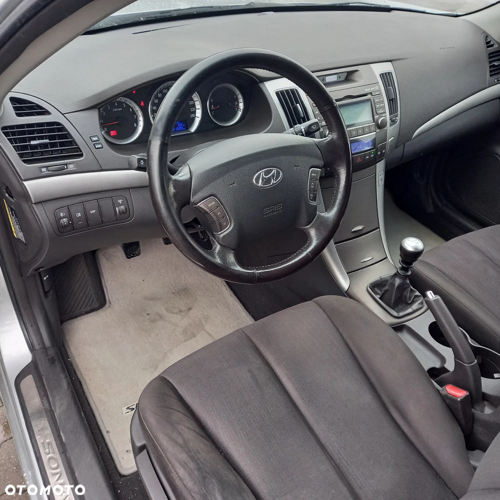 Hyundai Sonata 2.0 Comfort - 5