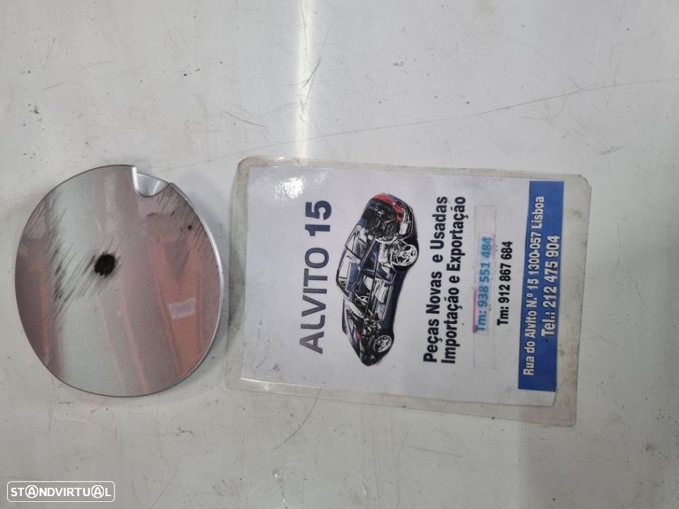 tampa exterior do combustível Peugeot 208  2017 - 1
