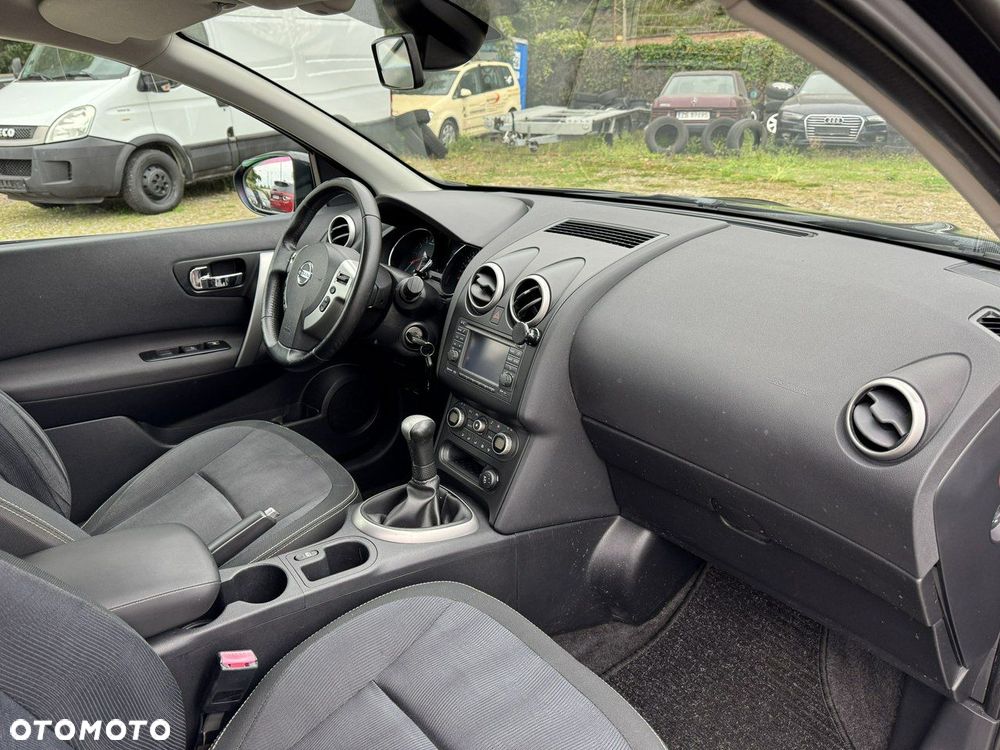 Nissan Qashqai - 16