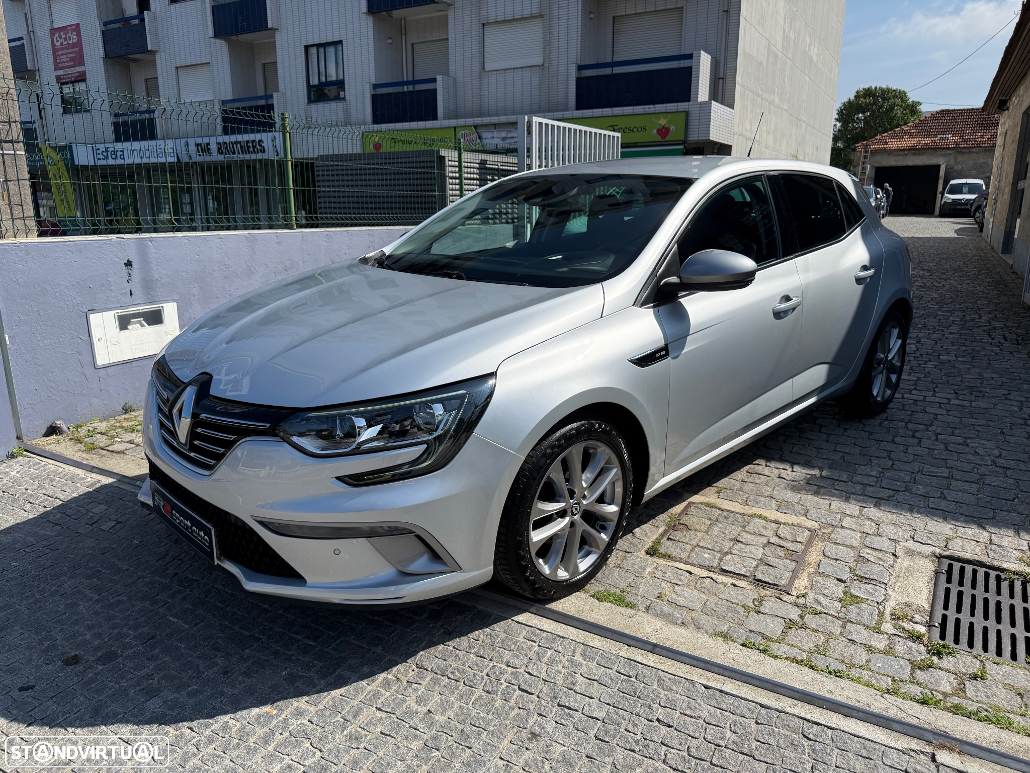 Renault Mégane 1.5 dCi GT Line - 4