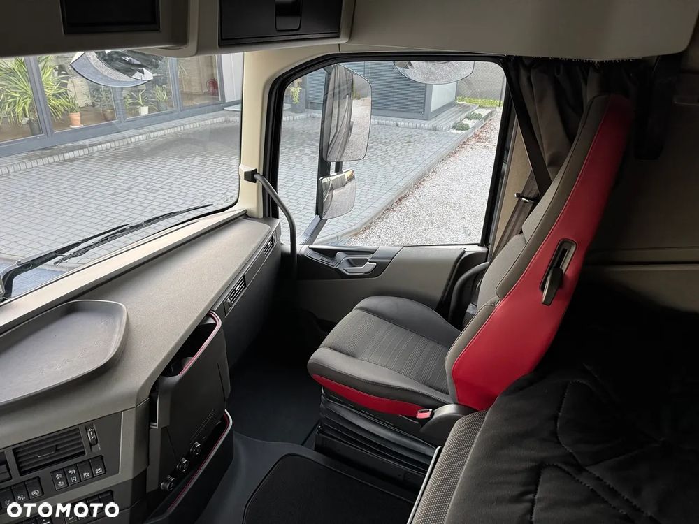 Volvo FH 500 / ACC /  KLIMA POSTOJOWA /RETARDER / NAVIGACJA / Z NIEMIEC - 30