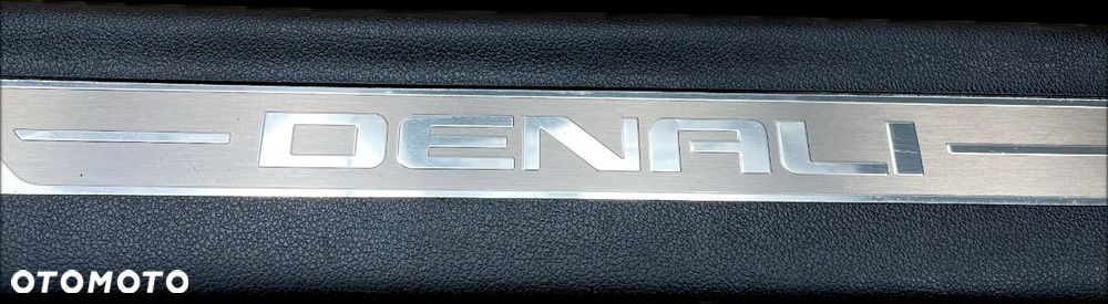 P8 GMC YUKON XL DENALI IV 2015 - OSŁONA PROGU LISTWA TYŁ LEWA 22884857 - 3