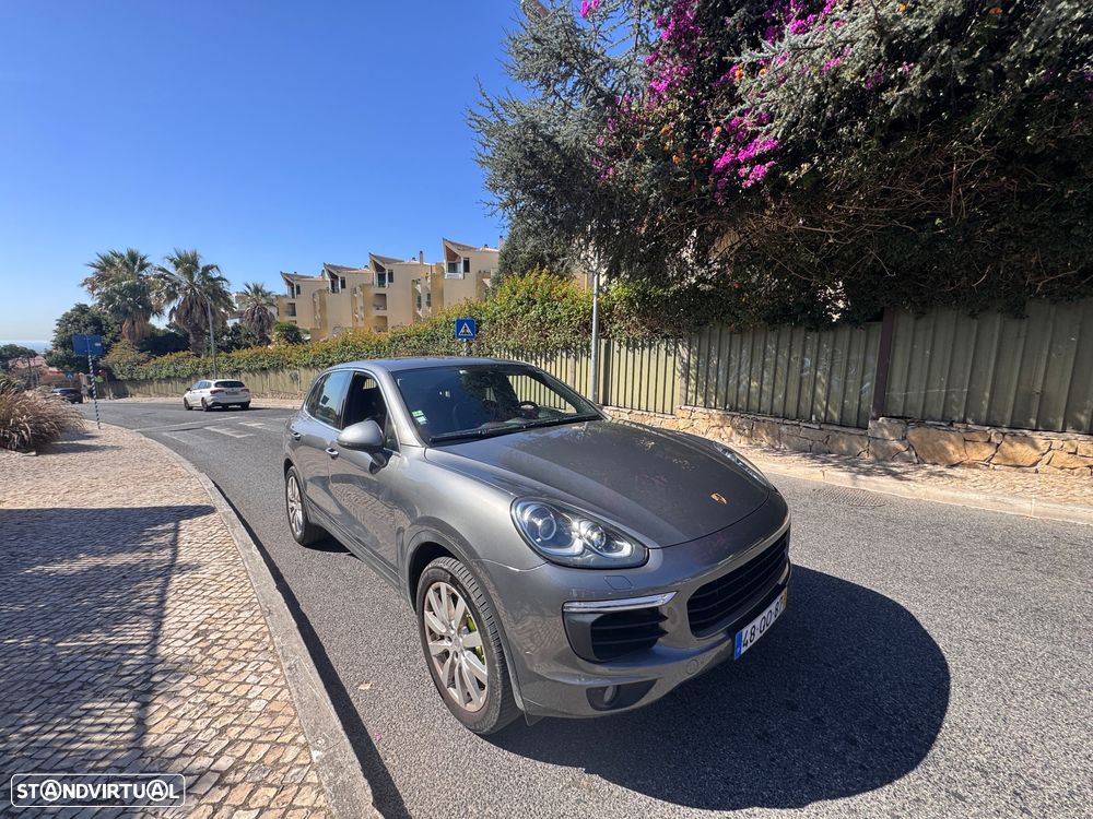 Porsche Cayenne S Hybrid - 4