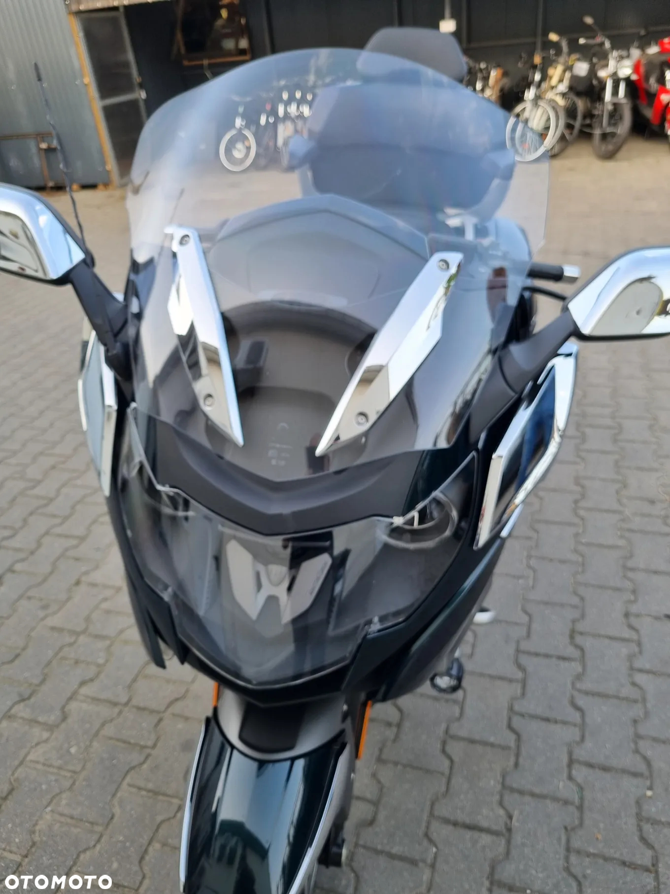 BMW K - 9